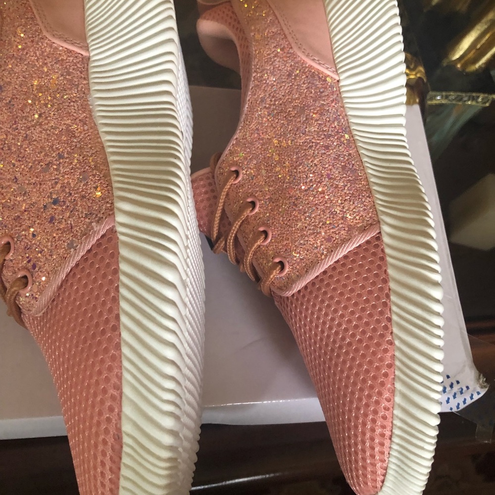 CAPE ROBBIN PINK FASHION SNEAKER π - Picture 7 of 7
